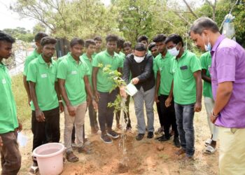 நாகை ஆட்சியர் அலுவலகத்தில் மக்கள் குறைதீர்க்கும் நாள் கூட்டம்