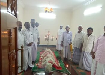 வேதாரண்யத்தை அடுத்த கள்ளிமேடு கிராமத்தில் மகான் காதர் மீரான் சாகிப் தர்காவில் ஜியாரத் பெருவிழா