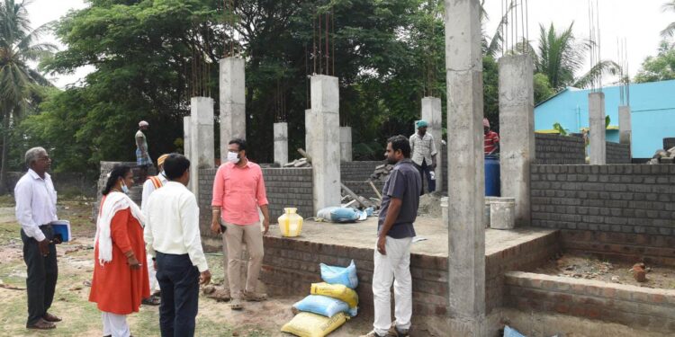 நாகை, கீழையூர், தலைஞாயிறு ஊராட்சி ஒன்றிய பகுதிகளில் நடைபெறும் வளர்ச்சி பணிகளை நாகை மாவட்ட ஆட்சியா் அருண்தம்புராஜ் ஆய்வு