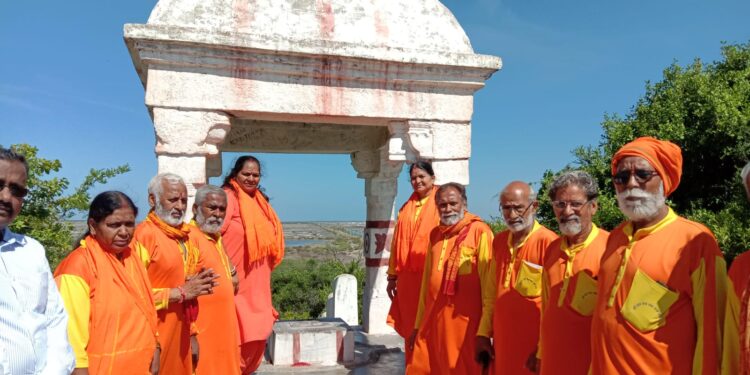 வேதாரண்யத்திற்கு அயோத்திய ராமர் பாதயாத்திரை குழுவினர் வருகை