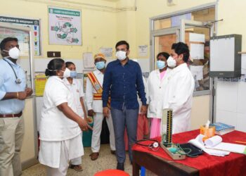 வேதாரண்யத்தில் வளர்ப்பு மீன் விற்பனை கண்காட்சி மற்றும் பொழுதுபோக்கு கண்காட்சிக்கு வேதாரணியம் நகராட்சி நிர்வாகம் தடை