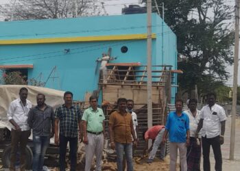 25 ஆண்டு கால கோரிக்கையை நிறைவேற்றிய    மாப்பிள்ளையூரணி ஊராட்சி மன்ற தலைவர் சரவணக்குமாருக்கு பொதுமக்கள் பாராட்டு