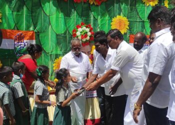 நாகப்பட்டினத்தில் நாகை மாவட்ட மாணவர் காங்கிரஸ் சார்பாக பெருந்தலைவர் காமராஜர் 120 வது பிறந்த நாள் விழா.