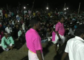 நாகையில் மக்கள் குறைதீா்க்கும் நாள் கூட்டம்