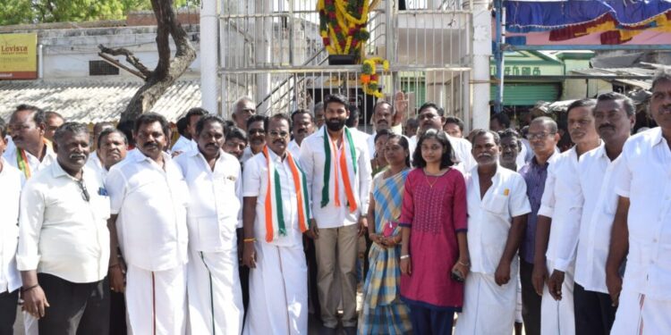 காமராஜரின் 120 வது பிறந்தநாள் விழா: தூத்துக்குடியில் நலத்திட்டங்கள், அன்னதானம், இனிப்புகள் வழங்கி கோலாகலமாக கொண்டாடப்பட்டது. சட்டமன்ற உறுப்பினர், மேயர் பங்கேற்பு!