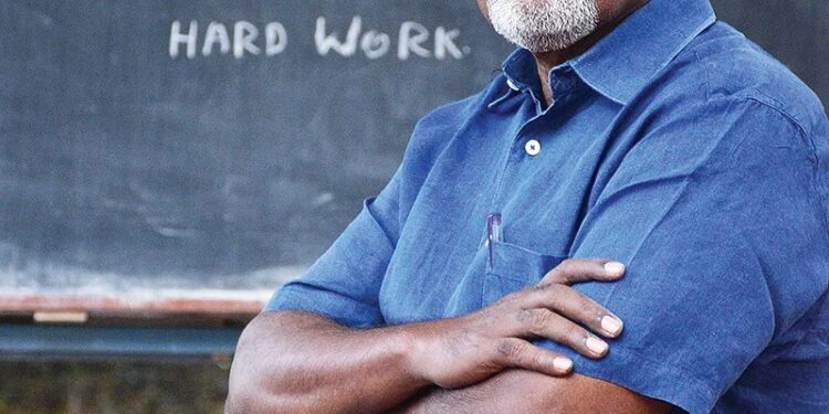 75 ஆவது சுதந்திர தின விழா: கின்ஸ்  அகாடமியில் மாணவர்களுக்கு சிறப்பு போட்டி  ரூ 75,000 ஆயிரம் பரிசுத்தொகை !  கின்ஸ் நிறுவனர் பேச்சிமுத்து தகவல்!