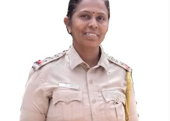 சுதந்திர தினத்தை முன்னிட்டு   கொடைக்கானல் அனைத்து மகளிர் காவல் நிலைய ஆய்வாளர் சுமதிக்கு  முதலமைச்சர் பதக்கம்!!