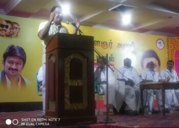 வேதாரண்யத்தை அடுத்த ஆயக்காரன்புலத்தில்  திமுக இளைஞர் அணியின் சார்பில் திராவிட மாடல் பயிற்சி பாசறை கூட்டம்