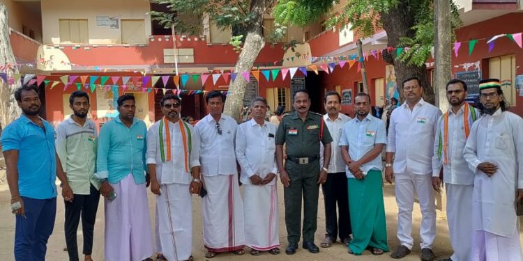 நாகப்பட்டினம் மாவட்ட காங்கிரஸ் கமிட்டி சார்பாக நாகூரில் 76 ம் ஆண்டு சுதந்திர தின கொடியேற்றும் விழா.