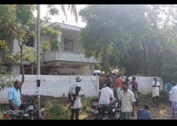 கருப்பம்புலத்தில் தலையில் வெட்டுப்பட்ட நிலையில் முதியவர் கொலை.