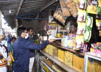 நாகப்பட்டினம் மாவட்டத்தில் நம்ம ஊரு சூப்பரு சிறப்பு இயக்க நிகழ்ச்சியினை மாவட்ட ஆட்சித்தலைவர் அ.அருண்தம்புராஜ் தொடங்கி வைத்தார்.