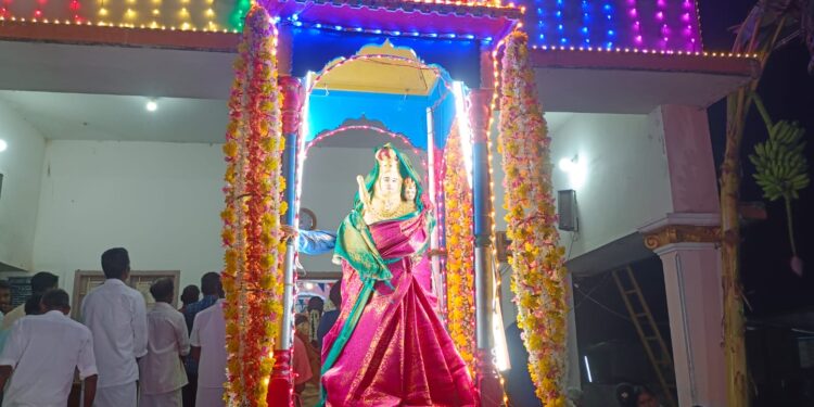 வேதாரண்யத்தை அடுத்த அகஸ்தியம்பள்ளி புனித செபஸ்தியார் ஆலய திருத்தேர் பவனி