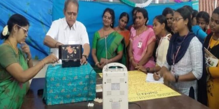 ஏ.பி.சி மகாலட்சுமி மகளிர் கல்லூரியில் இயற்பியல் துறை சார்பில் ஒரு நாள் பயிற்சிப் பட்டறை