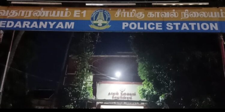 வேதாரணியம் பகுதிகளில் தொடர் திருட்டில் ஈடுபட்ட வந்த கும்பலைச் சேர்ந்த 2 பேர் கைது