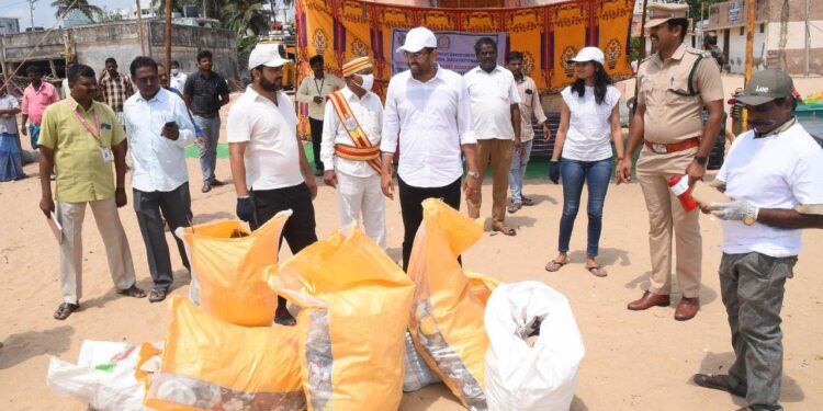 நாகப்பட்டினம் மாவட்டம் திட்டச்சேரி பேரூராட்சியில் புதிய அரசு ஆரம்ப சுகாதார நிலைய கட்டடம் கட்டும் பணிக்கான பூமி பூஜையினை மாவட்ட ஆட்சித்தலைவர் அ.அருண்தம்புராஜ் இன்று தொடங்கி வைத்தார்.
