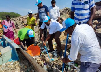 தூத்துக்குடி கடற்கரை பகுதிகளில் மெகா தூய்மை பணி..!*  *ஒரே நாளில் 28 டன் குப்பைகள் அதிரடியாக அகற்றம்..!!*  *பாலிதீன்-பிளாஸ்டிக் பொருட்களை முற்றிலுமாக தவிர்க்க மாநகராட்சி மேயர் ஜெகன்பெரியசாமி அறிவுறுத்தல்..!!!*