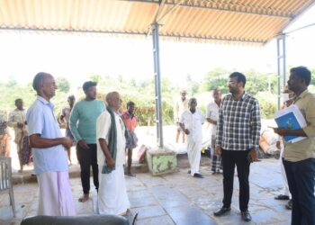 நாகப்பட்டினம் மாவட்டம் கீழ்வேளுர் ஊராட்சி ஒன்றியத்திற்கு உட்பட்ட பகுதிகளில் நடைபெற்று வரும் வளர்ச்சி திட்ட பணிகள் மற்றும் ‘நம்ம ஊரு சூப்பரு” சிறப்பு இயக்க பணிகளையும் மாவட்ட ஆட்சித்தலைவர் அ.அருண்தம்புராஜ் இன்று ஆய்வு மேற்கொண்டார்.