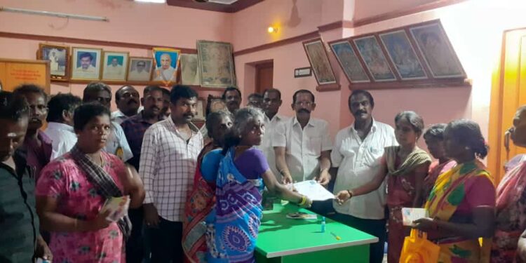 தூத்துக்குடி சமத்துவ மக்கள் கழகம் சார்பில் விளாத்திகுளம் ஒன்றிய பகுதியில் பனைமர தொழிலாளர் நல வாரியத்திற்கு உறுப்பினர் சேர்க்கும் முகாம்