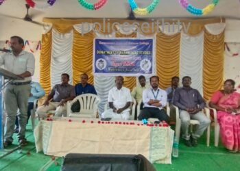 வேதாரண்யத்தில் அரசு கலை மற்றும் அறிவியல் கல்லூரி மேலாண்மையியல் துறை நடத்தும் முதலாம் ஆண்டு மாணவர்களுக்கான வரவேற்பு விழா