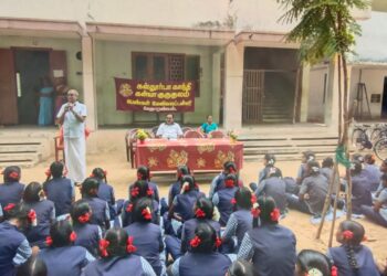 வேதாரண்யத்தில் ஆசிரியர் தின விழா மற்றும் மாணக்கியர்க்கு விலையில்லா மிதிவண்டிகள் வழங்கும் விழா