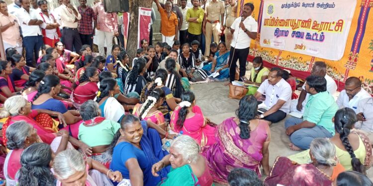 தூத்துக்குடி அருகே  கிராமசபை கூட்டம்  – மாப்பிள்ளையூரணி ஊராட்சி மன்ற தலைவர் சரவணக்குமார் தலைமையில் நடைபெற்றது. 