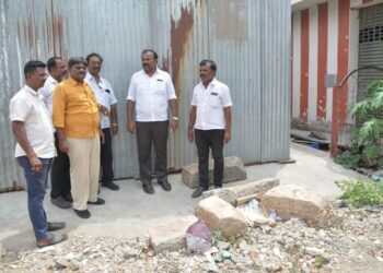 தசரா முன்னிட்டு தூத்துக்குடி மாநகரில்  சப்பர வீதி உலா நிகழ்ச்சி : மேயர் ஜெகன் பெரியசாமி நேரில் நின்று முன்னேற்பாடு பணிகளை செய்து அசத்தல்!!   இந்து முன்னணியினர் மற்றும் ஆன்மீகவாதிகள் பாராட்டு!!!