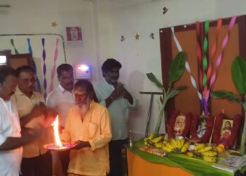 தூத்துக்குடியில் முரட்டு பக்தர் பெரியசாமி திறந்துவைத்த: “கலைஞர் வாட்டர் டேங்கில்” மேயர் ஜெகன் பெரியசாமி தலைமையில் ஆயுத பூஜை மற்றும் சரஸ்வதி பூஜை கொண்டாட்டம்!!!