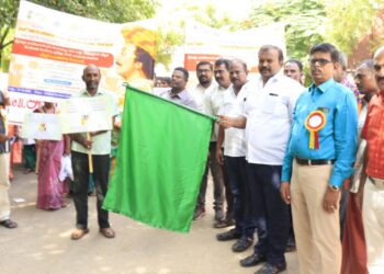 தூத்துக்குடியில் பொது நூலகத்துறை சார்பில் விழிப்புணர்வு பேரணி: மேயர் ஜெகன் பெரியசாமி துவக்கி வைத்தார்!