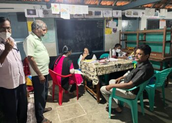 கோடியக்காடு ஊராட்சியில் வரும் முன் காப்போம் திட்டத்தின் கீழ் சிறப்பு மருத்துவ முகாம் வேதாரணியம் அக்டோபர் 17 முன்னாள் முதல்வர் டாக்டர் கலைஞர் அவர்களின் வருமுன் காப்போம் திட்டத்தின் கீழ் சிறப்பு மருத்துவ முகாம்