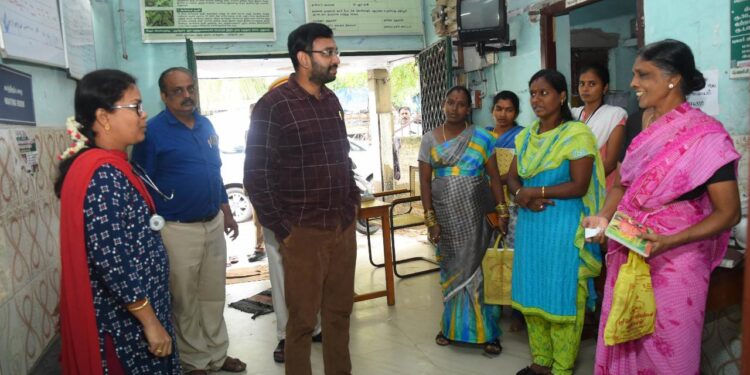 நாகப்பட்டினம் நகராட்சிக்குட்பட்ட கோட்டைவாசல் நகர் புற ஆரம்ப சுகாதார நிலையத்திலும், கீழ்வேளுர் பேரூராட்சிக்குட்பட்ட பகுதியில் உள்ள அரசு மருத்துவமனையிலும் வம்சம் திட்டம் செயல்படுவது குறித்து மாவட்ட ஆட்சித்தலைவர் அ.அருண்தம்புராஜ் இன்று நேரில் பார்வையிட்டு ஆய்வு மேற்கொண்டார்