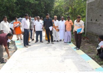 நாகப்பட்டினம் மாவட்டம் திருமருகல் மற்றும் கீழ்வேளுர் ஊராட்சி ஒன்றிய பகுதிகளில் நடைபெற்று வரும் வளர்ச்சி திட்ட பணிகள் குறித்து மாவட்ட ஆட்சித்தலைவர் அ.அருண்தம்புராஜ் இன்று நேரில் பார்வையிட்டு ஆய்வு