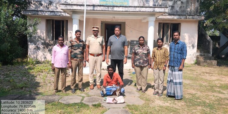 வேதாரண்யத்தை அடுத்த கருப்பம்புலம் மேல காட்டில் மடையான் பறவைகளை வளை வைத்து பிடித்தவருக்கு அபராதம்.