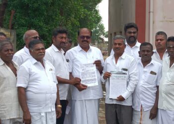 தூத்துக்குடியில் கால்வாய் அமைக்கும் பணியை அமைச்சர் கீதாஜீவன் ஆய்வு