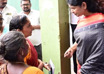 தூத்துக்குடி மாநகராட்சி பகுதிக்கு புதிய தார்சாலை அமைக்க நிதி ஓதுக்கீடு முதலமைச்சர் மு.க.ஸ்டாலினுக்கு மேயர் ஜெகன் பெரியசாமி நன்றி தெரிவித்துள்ளார்.