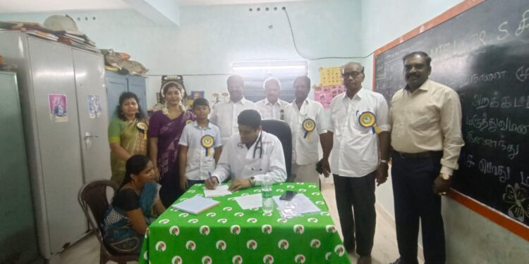 வேதாரணியத்தில் S.S அறக்கட்டளை மற்றும் தஞ்சாவூர் மீனாட்சி மருத்துவமனை இணைந்து நடத்தும் இலவச பொது மருத்துவ முகாம்.