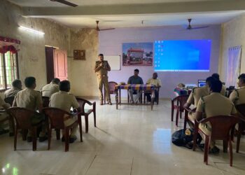 வேதாரண்யத்தை அடுத்த கோடியக்கரை வன சரக அலுவலக வளாகத்தில் திறன் அறிதல் மேம்பாட்டு பயிற்சி முகாம்.