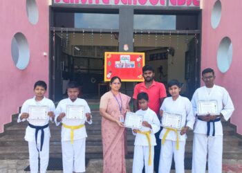 அகில இந்திய அளவிலான கராத்தே போட்டிக்கு செர்வைட் சிபிஎஸ்இ பள்ளி மாணவர்கள் தேர்வு .