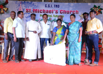 கபடி போட்டியில் காயமுற்ற கபடி வீரருக்கு ஊராட்சி மன்ற தலைவர் சரவணக்குமார் ஆறுதல் கூறினார்