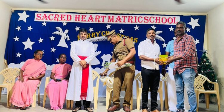 தூத்துக்குடி காரப்பேட்டை நாடார் ஆண்கள் மேல்நிலைப் பள்ளி பழைய மாணவர்கள் ஒருங்கிணைந்த 5 வது குடும்ப விழா