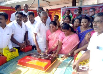 தூத்துக்குடியில் கனிமொழி எம்.பி பிறந்தநாள் விழா