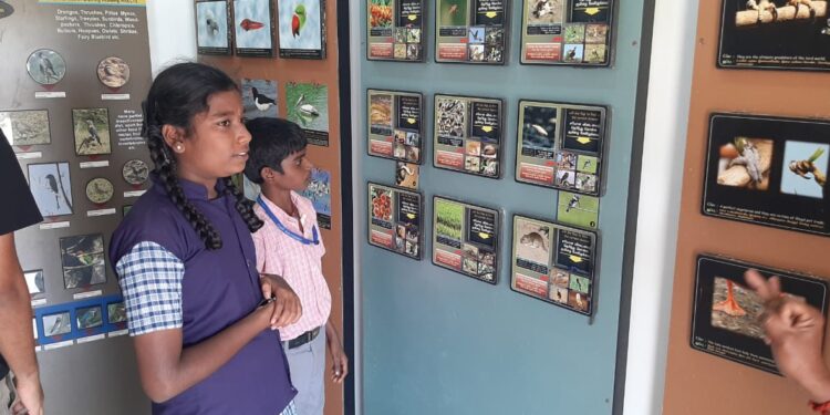 6 வட்டாரங்களைச் சேர்ந்த 52 மாணவர்களுக்கு ஒருநாள் சுற்றுலாவிற்கு நாகப்பட்டினம் மாவட்ட தமிழ்நாடு