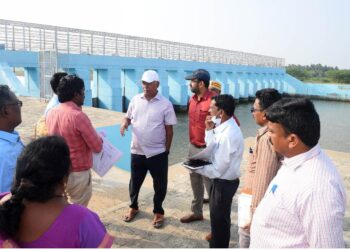 நாகப்பட்டினம் மாவட்டத்தில் நீர்வளத்துறை சார்பில் ஆசிய வளர்ச்சி வங்கி நிதியுதவியின் கீழ்; நடைபெற்ற உள்கட்டமைப்பு மேம்பாட்டு பணிகள் மற்றும் மறுகட்டுமானப் பணிகளை மாநில திட்டக்குழு துணைத்தலைவர் டாக்டர் ஜெ.ஜெயரஞ்சன் இன்று நேரில் பார்வையிட்டு ஆய்வு மேற்கொண்டார்.