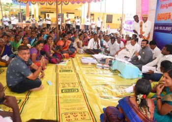 நாகப்பட்டினம் மாவட்டம் கீழையூர் ஊராட்சி ஒன்றியம் திருப்பூண்டி கிழக்கு ஊராட்சி காமேஸ்வரம் கிராமத்தில் குடியரசு தினத்தை முன்னிட்டு நடைப்பெற்ற கிராமசபை கூட்டத்தில் மாவட்ட ஆட்சித்தலைவர் டாக்டர்.அ.அருண்தம்புராஜ் இன்று கலந்து கொண்டார்.