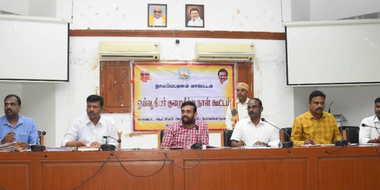 நாகப்பட்டினம் மாவட்டத்தில் முத்தமிழறிஞர் டாக்டர் கலைஞர் மாவட்ட விளையாட்டு அரங்கத்தில் தமிழ்நாடு விளையாட்டு மேம்பாட்டு ஆணையம் சார்பில் தமிழ்நாடு முதலமைச்சர் கோப்பை, மாற்றுத்திறனாளிகளுக்கான மாவட்ட அளவில் விளையாட்டு போட்டிகளை மாவட்ட ஆட்சித்தலைவர் டாக்டர் அ.அருண்தம்புராஜ் கொடியசைத்து தொடங்கி வைத்தார்.