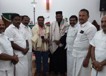 ஈரோடு கிழக்கு சட்டமன்ற தொகுதி அதிமுக வேட்பாளருக்கு முன்னாள் அமைச்சர் தூத்துக்குடி சி.த.செல்லப்பாண்டியன் ஆதரவு திரட்டினார்.