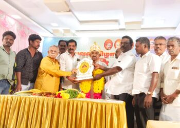 முன்னாள் எம்.எல்.ஏ டேனியல்ராஜ் பவளவிழாவை யொட்டி நலத்திட்ட உதவிகள் வழங்கப்பட்டது,