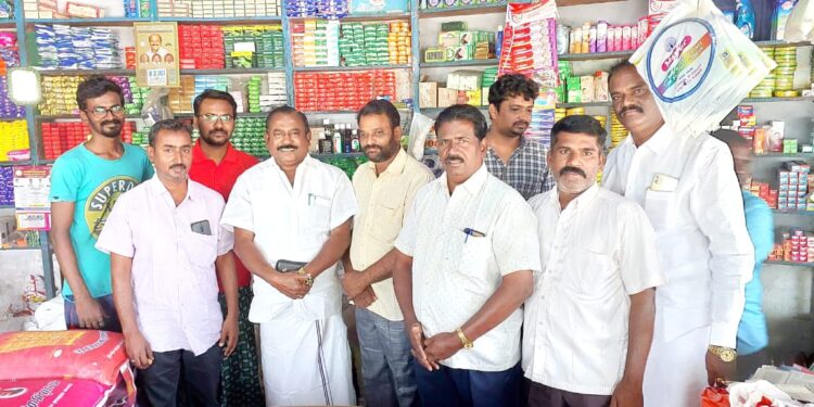 ஈரோடு அதிமுக வேட்பாளரை ஆதரித்து தூத்துக்குடி சி.த.செல்லப்பாண்டியன் வாக்கு சேகரிப்பு