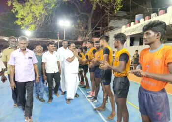 எதிர்வரும் காலங்களில் அதிமுகவிற்கு துணை நிற்க வேண்டும் தூத்துக்குடி ஜெ பிறந்தநாள் விழாவில் சி.த.செல்லப்பாண்டியன் வேண்டுகோள்!!!