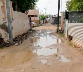 தூத்துக்குடி மாநகராட்சி 14வது வார்டு பகுதி குறைகளை தீர்க்க பொதுமக்கள் ஆணையருக்கு கோரிக்கை