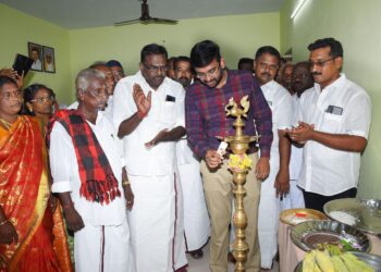 நாகப்பட்டினம் மாவட்டம் திருமருகல் ஊராட்சி ஒன்றியம் நரிமணம் ஊராட்சி மற்றும் கீழையூர் ஊராட்சி ஒன்றியம் வாழக்கரை ஊராட்சியில் புதிதாக கட்டப்பட்டுள்ள ஊராட்சி மன்ற அலுவலக கட்டடங்களை மாவட்ட ஆட்சித்தலைவர் டாக்டர் அ.அருண்தம்புராஜ், இன்று திறந்து வைத்தார்.